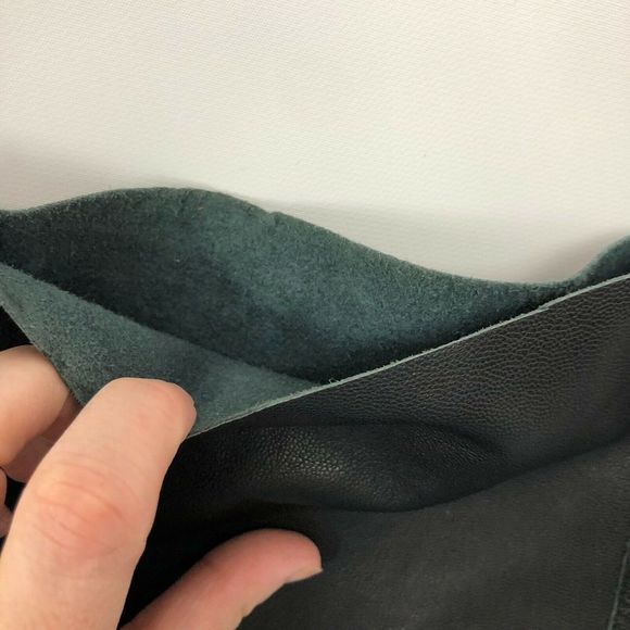 2000s Y2K VTG DKNY 100% Leather Boot Cut Pants Black - Picture 6 of 6